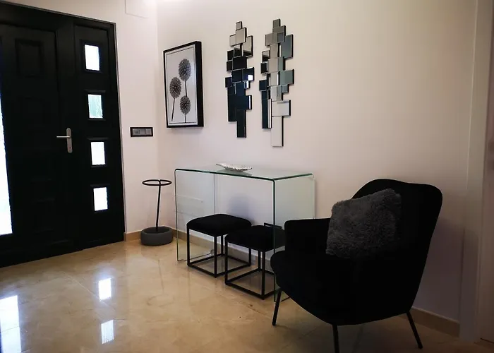 - El Escairo Tatil Evi Viveiro